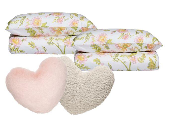 Sengesett og hjerteputer