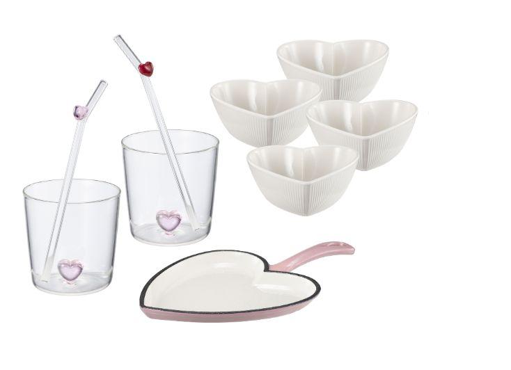 Hjerte glass, sugerør, skåler og stekepanne