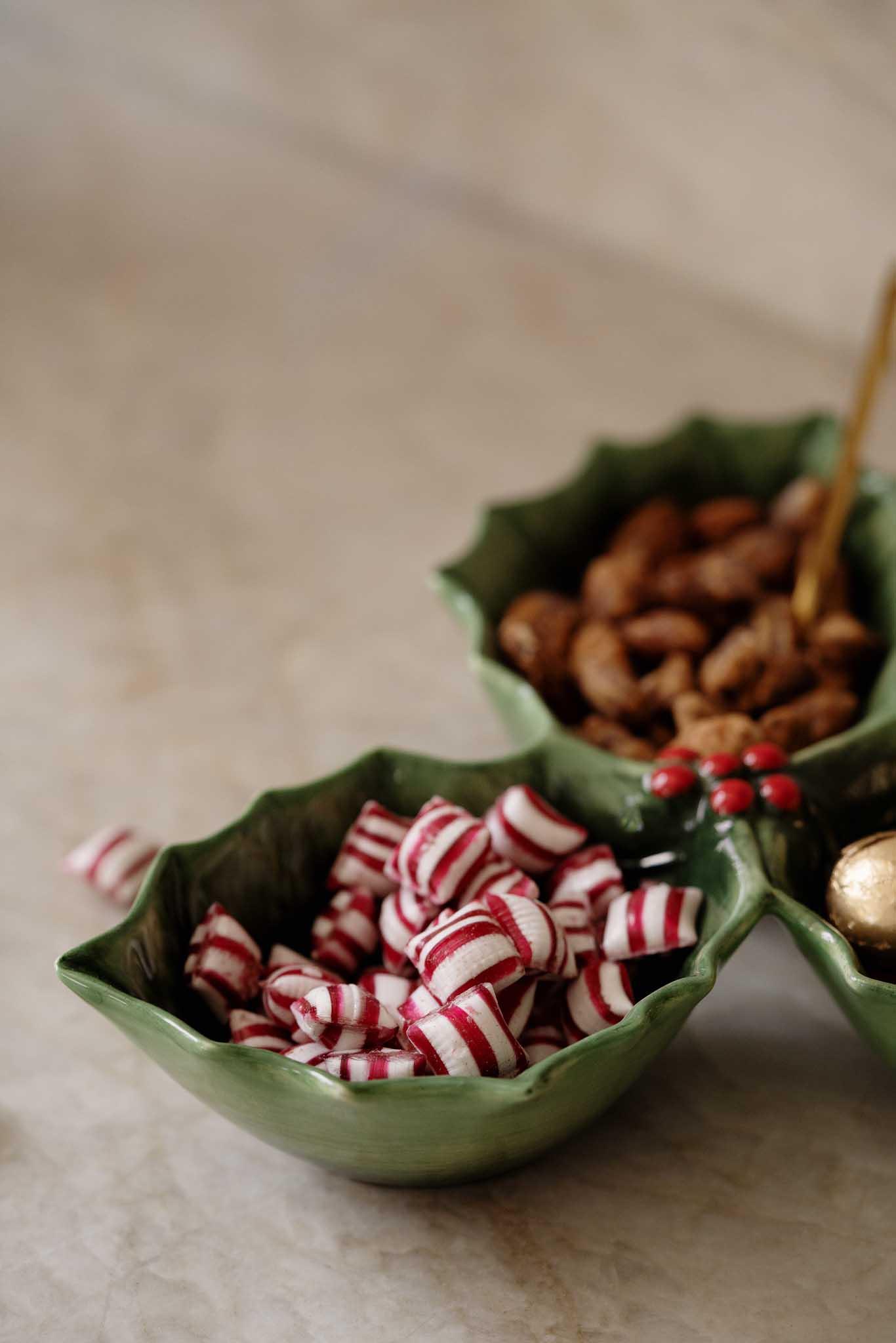 fat med kaffe og sjokolade