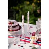 Lysestake vilde med 17. mai kronelys på 17. mai bord