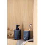 tannbørsteholder i sort marmor med tannbørste