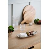 serveringsfat iben beige på kjøkkenbenk med ost og syltetøy