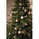 Juletre dekorasjon Sølvtråder på dekorert juletre