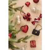 Juletrepynt hjerte med annen juletrepynt