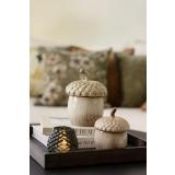 krukke nøtt i to størrelser på lysfat med lysholder kongle