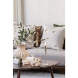 Sofabord med dekorfigur og lysestaker 