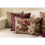 Wilma putetrekk i grønn og burgunder med velurpute med blomsterprint