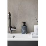 såpepumpe marmor sort på vask