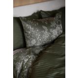 Sengesett Amalia og Adele Sateng grønn i seng