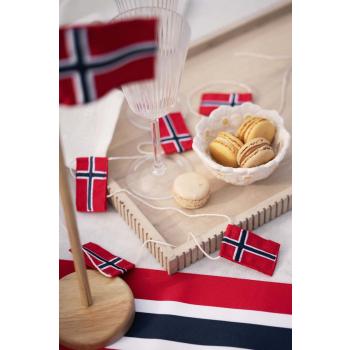 Skål Daisy med macroner på lysfat rille