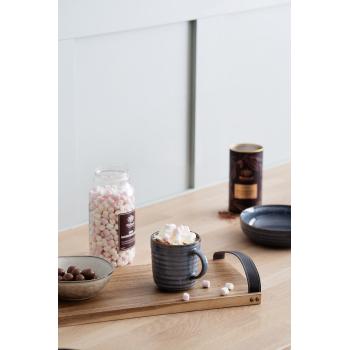 mini marshmallows i alma krus med kakao