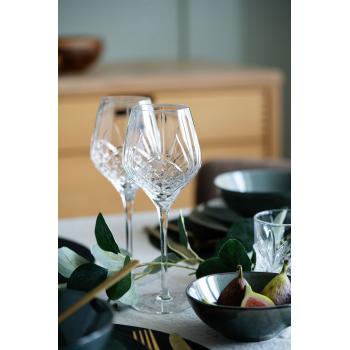 Rødvinsglass Francine på ferdig dekket bord