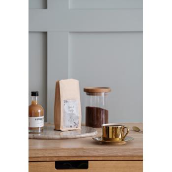 cafesett luksus på kjøkkenbenk