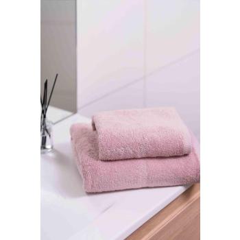 Håndklesett rosa på baderom