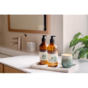 Håndkrem Lavender & Eucalyptus på benk