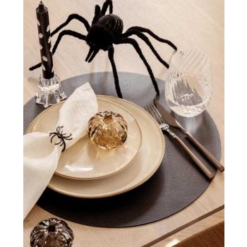 Kronelysestake Spøkelse 6cm på oppdekket bord