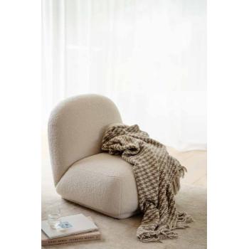 Loungestol Diva i stue med pledd