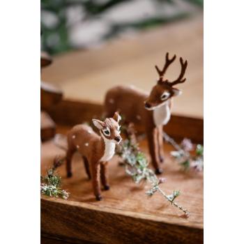 Dåhjort liten i lysfat med dåhjort stor