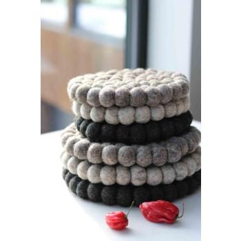 Samlebilde av Hotspot Bordskånere i tre forskjellige farger