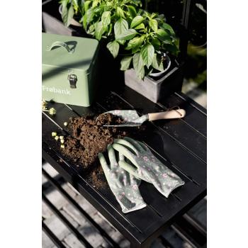 Hagesett med frøbank