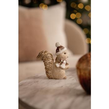 Ekorn Mateo på sofabord