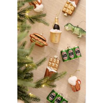 Julekule mugge med annen juletrepynt