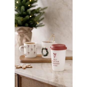 Julekopper på kjøkkenbenk