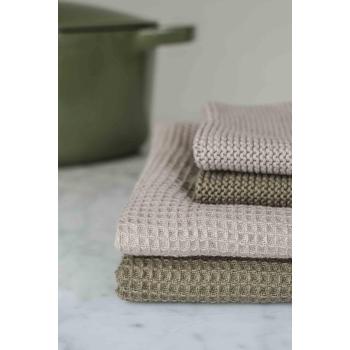 Samlebilde av kjøkkenhåndkle og kluter i grønne og grå toner