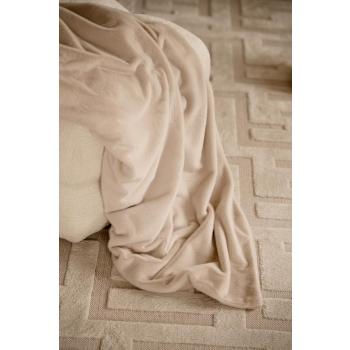 Pledd faux fur i stue