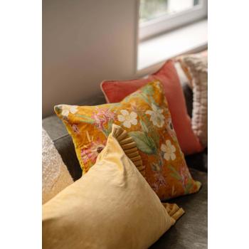 Pyntepuite i gul og oransjefarger