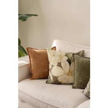 Putetrekk wilma satt sammen med velurpute med blomsterprint