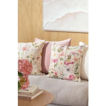 Puter med blomsterprint og rosa farger
