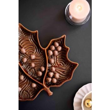 Dekorfat Lønneblad nærbilde