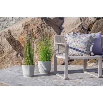 kunstig plante med strå