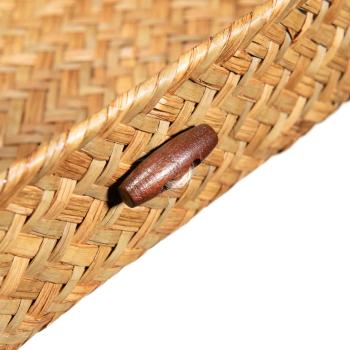 Flettet kurv tage med åpent lokk