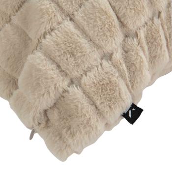 Putetrekk Faux fur ruter 48x48cm nærbilde