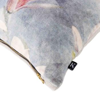 Putetrekk velur Vårblomster nærbilde