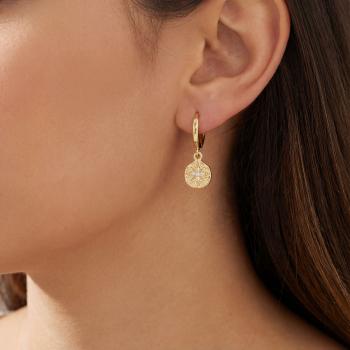 Hoops med mynt, G i øre